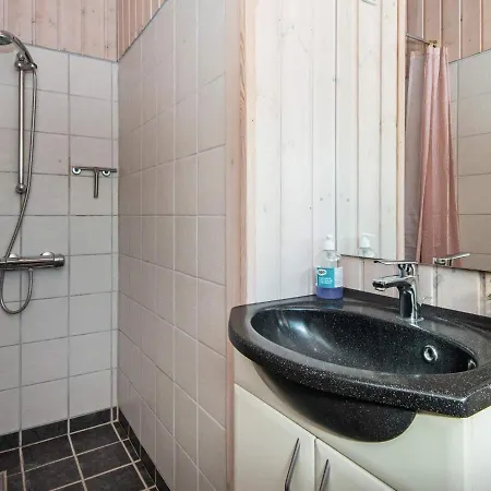 6 Person Holiday In Oksb L Vakantiehuis Oksbøl